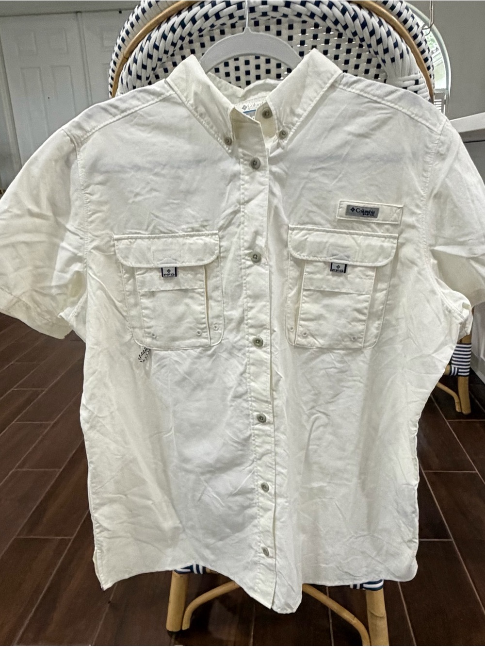 Columbia PFG Women's Large White Short Sleeve Button Down Vented Fishing Shirt